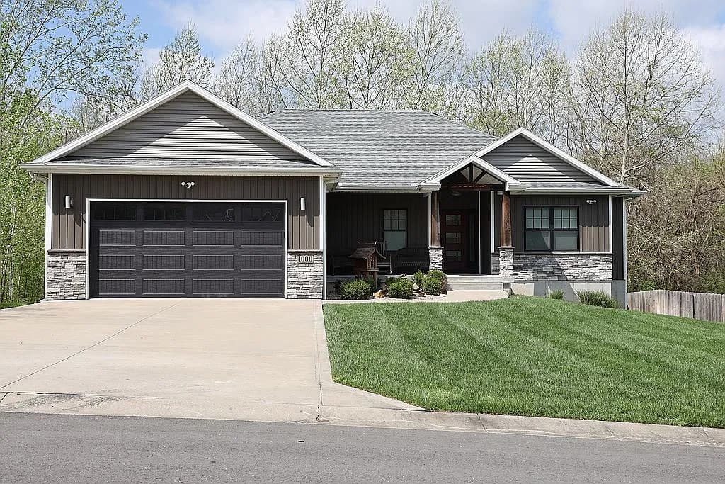 1000 Cheatham Ct — exterior photo