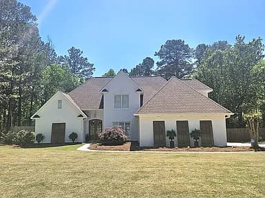 1116 Laurelwood Rd — exterior photo