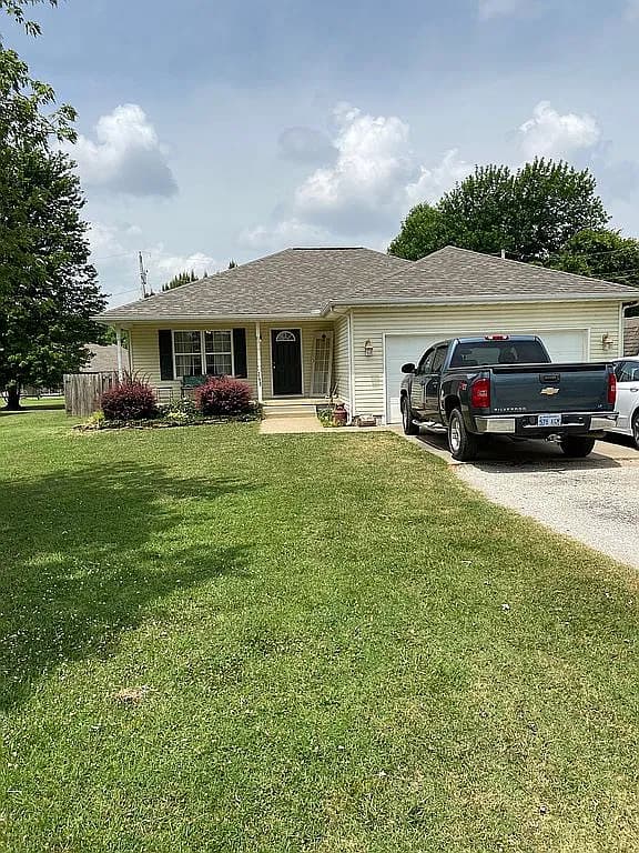 7128 SE 66th Ter — exterior photo