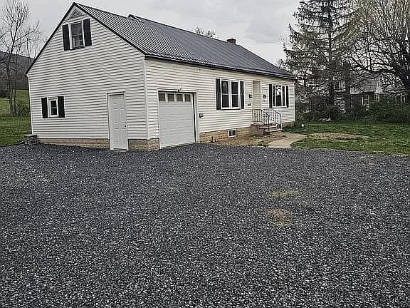15632 Raystown Rd — exterior photo