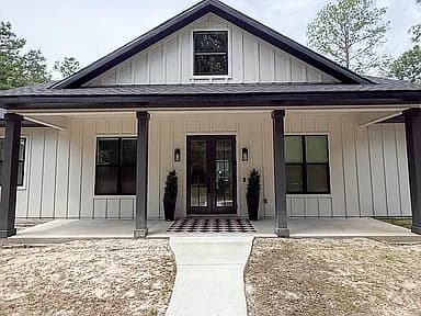 456 SW Bradenton Way — exterior photo