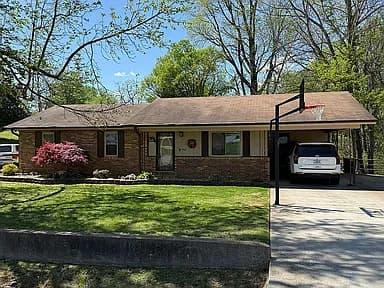 309 Sunny Acres Dr — exterior photo