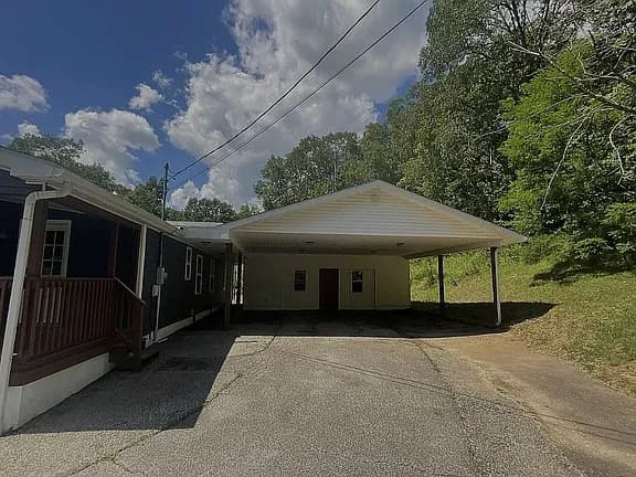 47 Township Road 1179 — exterior photo