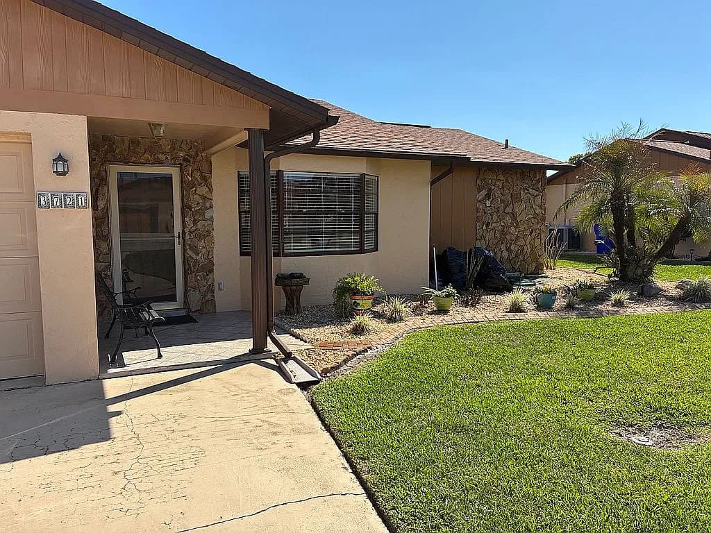 3721 Thunderbird Hill Cir — exterior photo