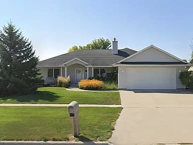 1520 Prairie Dr — exterior photo