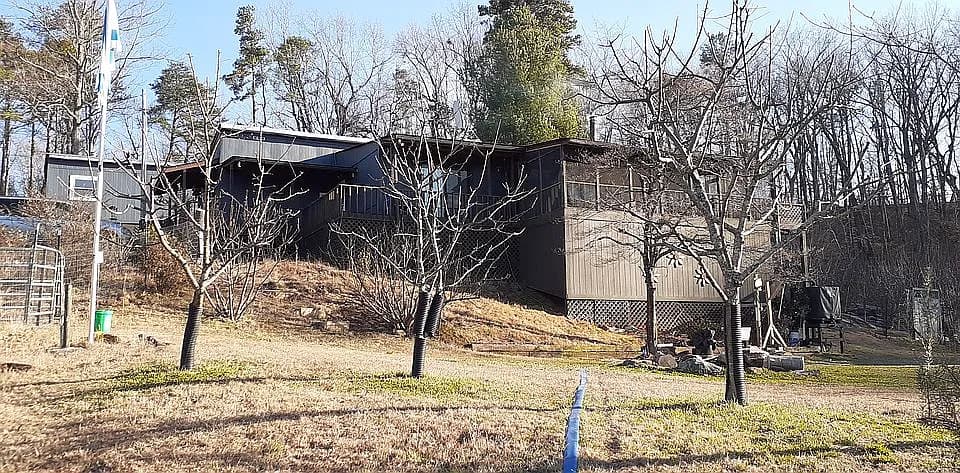 159 Volley Rd — exterior photo
