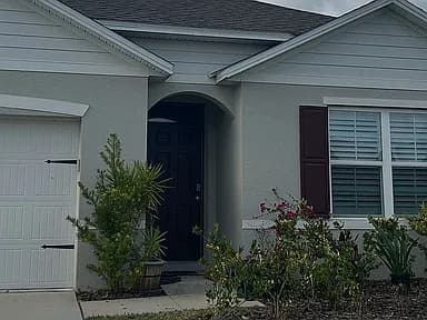 4660 Bernard Blvd — exterior photo