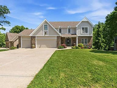 925 NW Bent Tree Dr — exterior photo