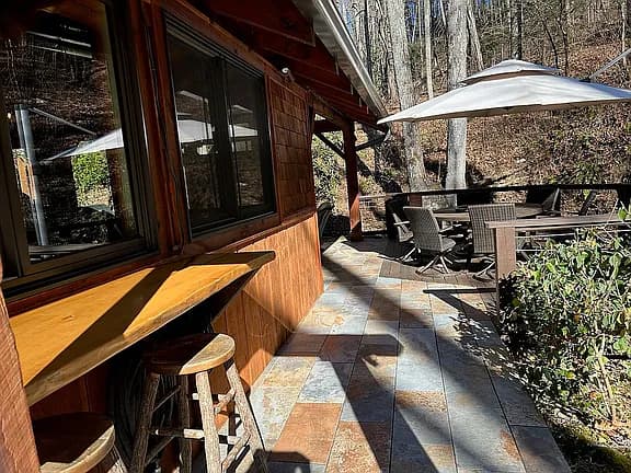 71 Creekside Cv N — exterior photo