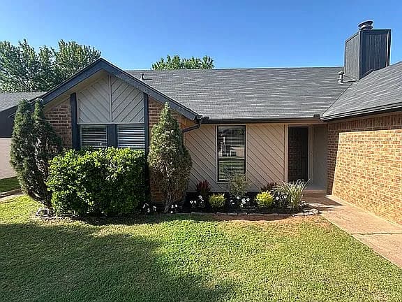 4717 Pinon Ct — exterior photo
