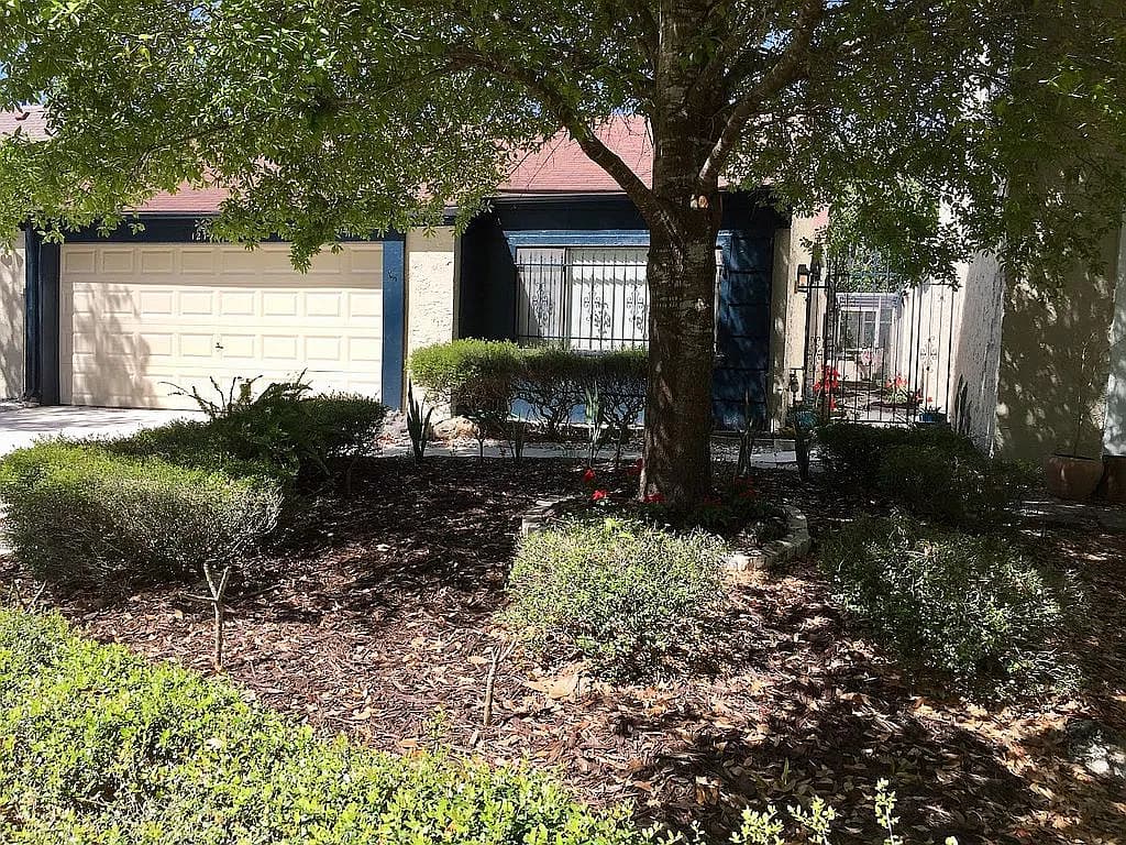 12721 Sandy Trail Ln — exterior photo