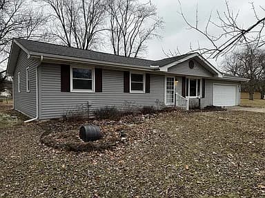 4720 E 1040 N — exterior photo