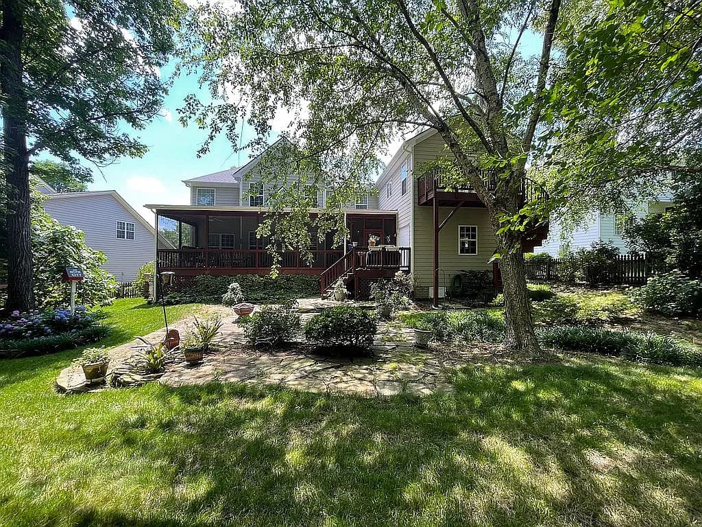 110 Sterling Ridge Way — exterior photo