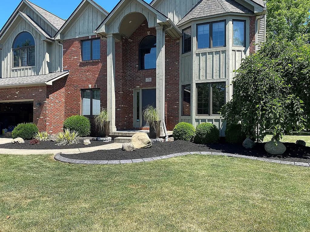 270 Woodstream Dr — exterior photo