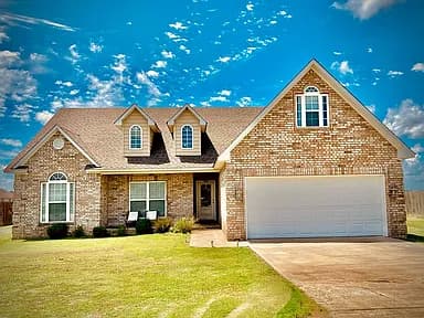1403 David Dr — exterior photo