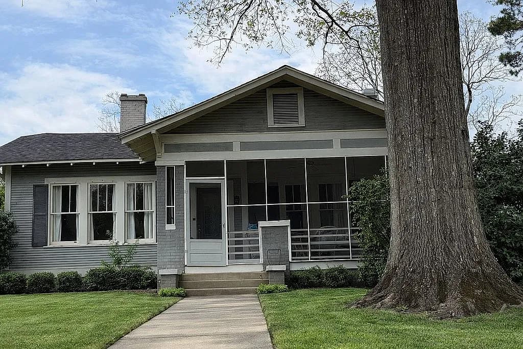 203 Fairground St — exterior photo