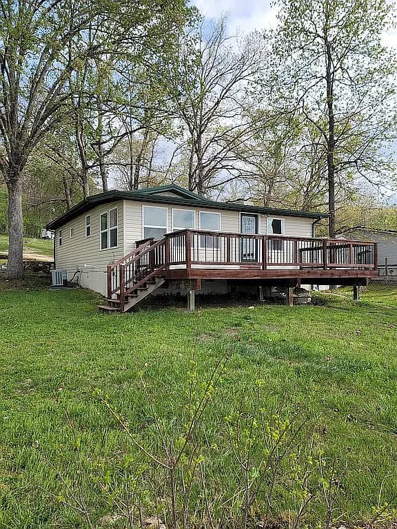 33724 Ivy Bend Rd — exterior photo