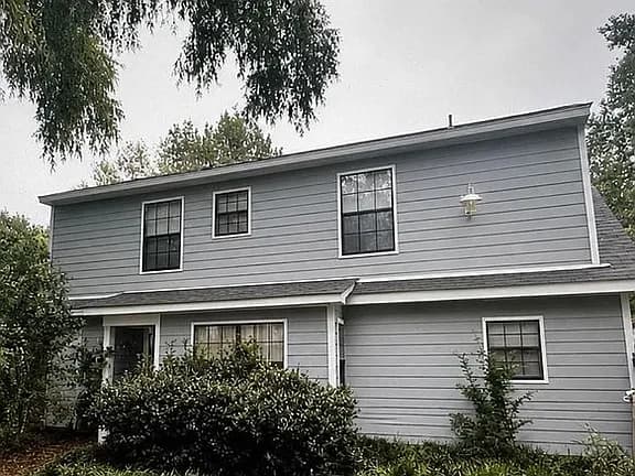 3231 Ruskin Rd — exterior photo