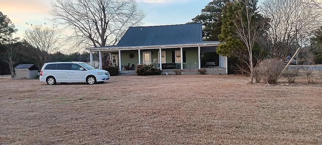 440 Fountaintown Rd — exterior photo
