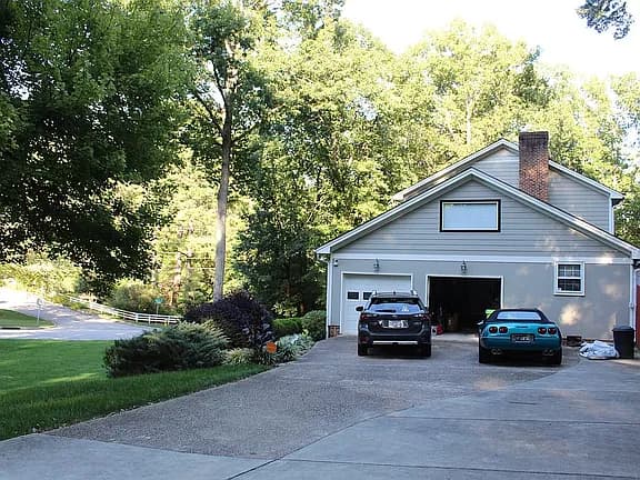 4125 Weaver Dr — exterior photo