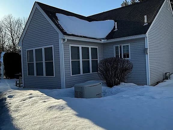 25 Westchester Ct — exterior photo