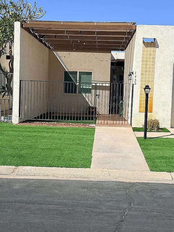 1432 E Cypress Point Dr — exterior photo