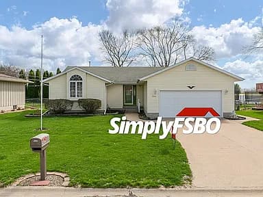 296 Briargate Dr — exterior photo