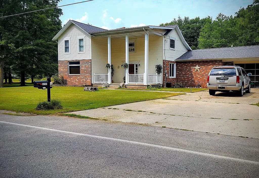 3151 Babylon Rd — exterior photo
