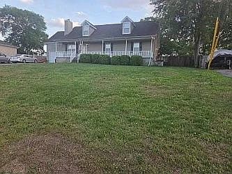 2022 Gardendale Dr — exterior photo