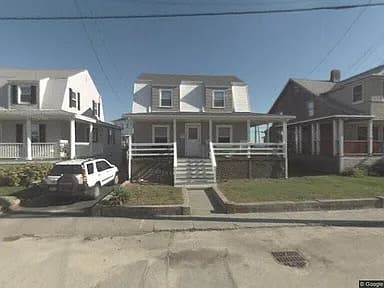 24 Manomet Ave — exterior photo