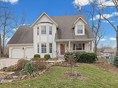 10913 Oak Dr — exterior photo