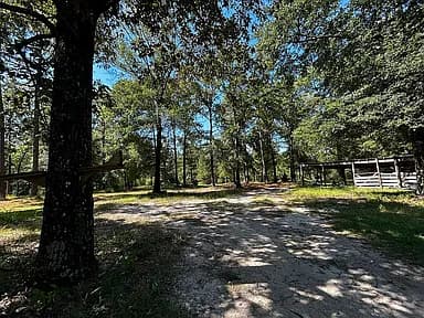 9699 Duck Pond Rd — exterior photo