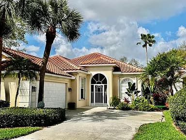 2749 Irma Lake Dr — exterior photo