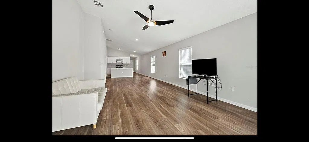 14919 Sterling Spur Ave — exterior photo