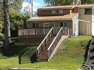 25 Ems W16a Ln — exterior photo