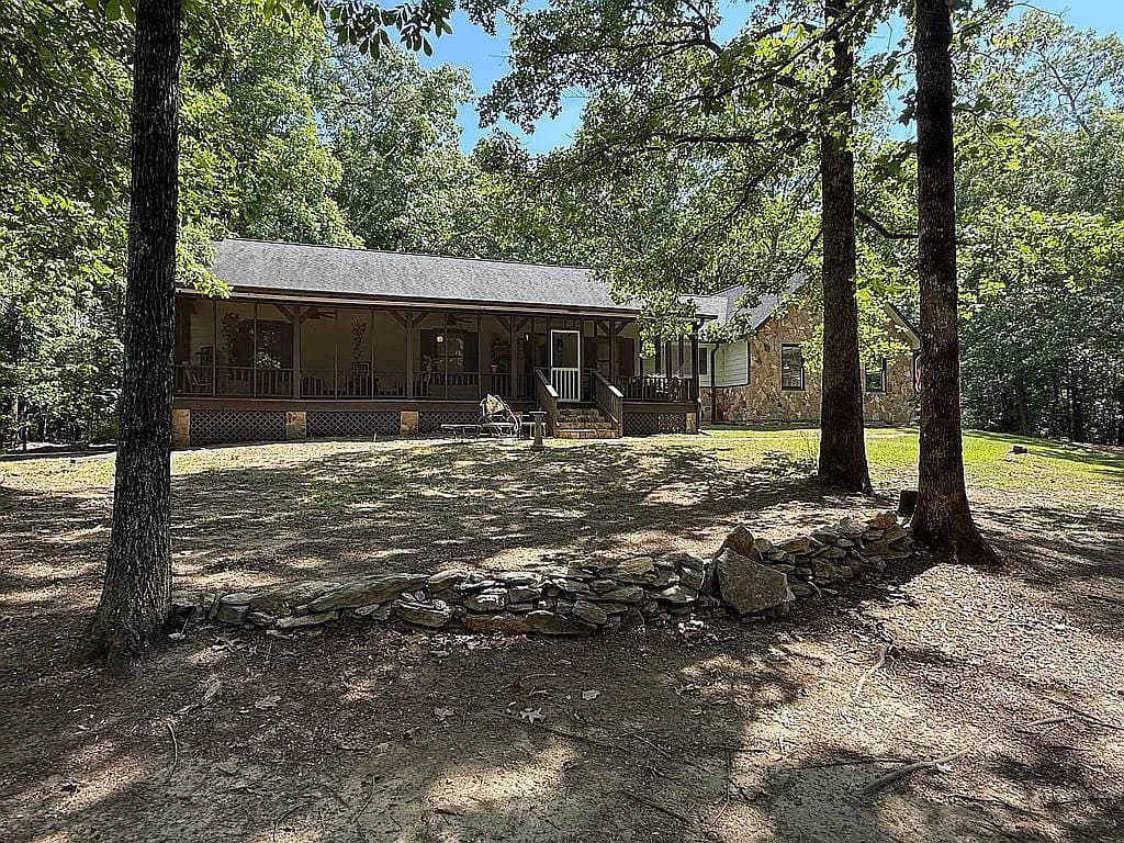 140 Scott Blvd — exterior photo