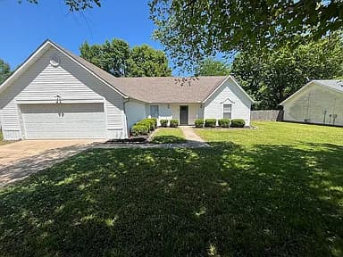 112 Margie Dr — exterior photo