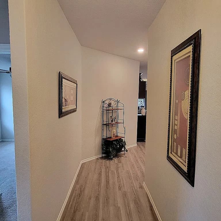 5224 Honeyflower — exterior photo