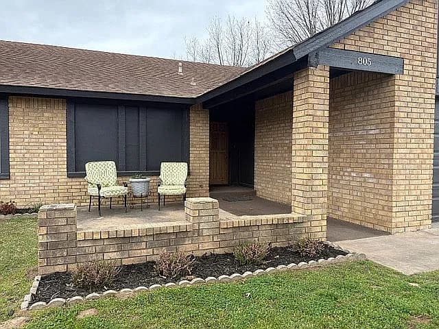805 Grandview Blvd — exterior photo