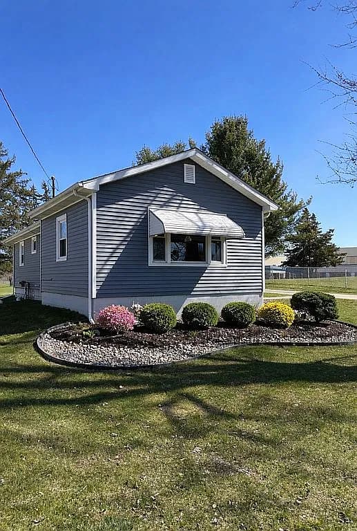 5504 Marsh Rd — exterior photo
