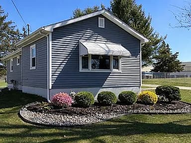 5504 Marsh Rd — exterior photo