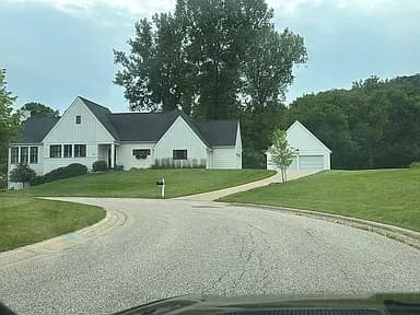 112 Cobblestone Ln — exterior photo