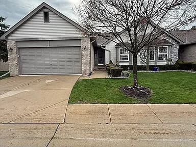 42349 Bayberry Dr — exterior photo