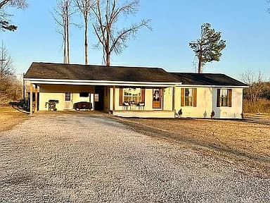 440 County Road 255 — exterior photo