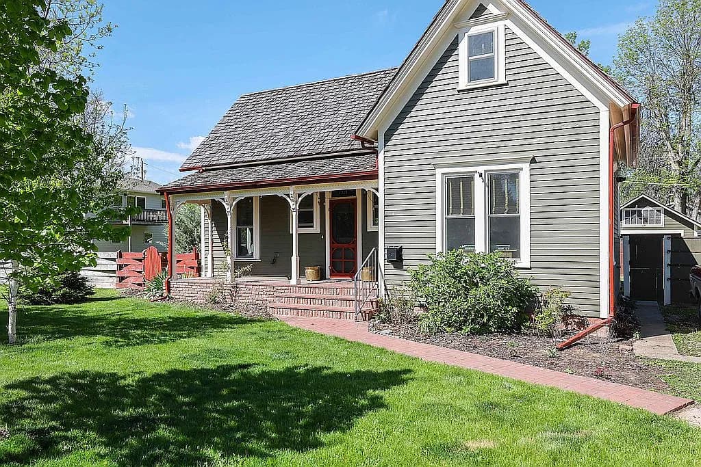 1521 N 3rd St — exterior photo