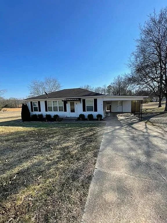 20 Reed Rd — exterior photo