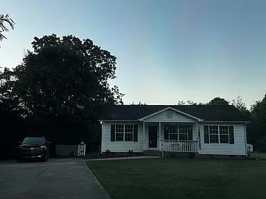 712 Big Chief Ct — exterior photo