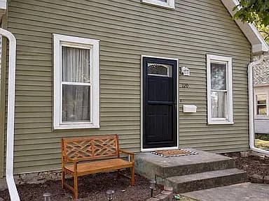 220 Summer St — exterior photo