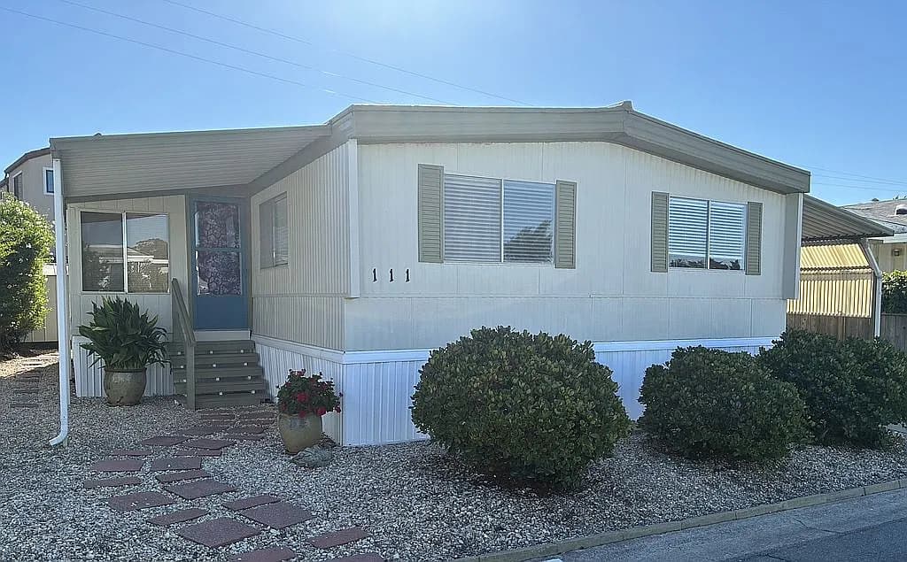 3057 S Higuera St Space 111 — exterior photo