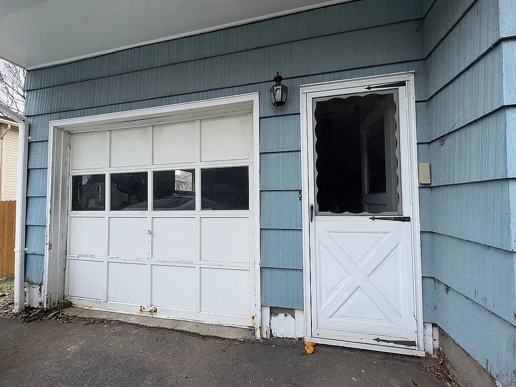 307 Sherwood Dr — exterior photo